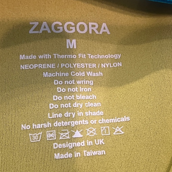 Zaggora Black and Teal Patterned Leggings - Picture 4 of 4